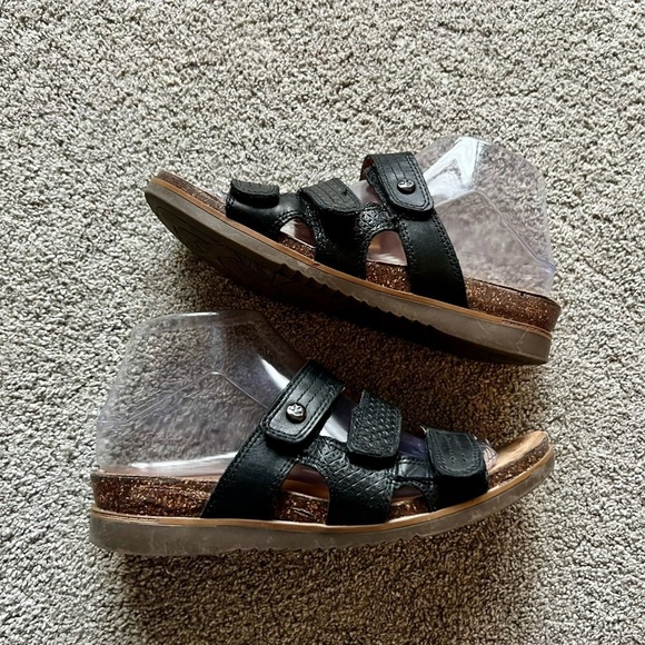 Cobb Hill May Women’s Size 8 Slide Sandals Wedges Slip On Black Slides - Picture 1 of 6
